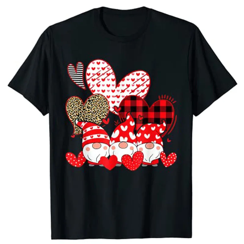 

Three Gnomes Holding Hearts Valentines Day Gifts for Her T-Shirt Cute Graphic Tee Y2k Tops Short Sleeve Outfits Women Clothing