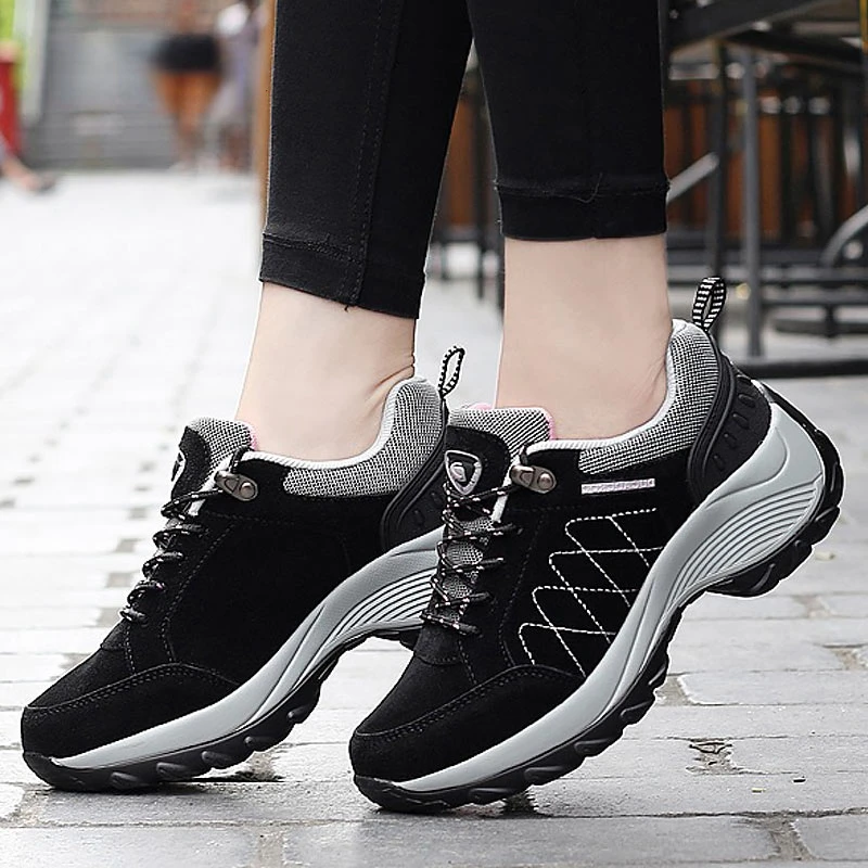 Women\'s Sports Shoes 2023 Fall Thick Cushion Heightening Casual Running Shoes Non-Slip Comfortable Hiking Shoes for Women