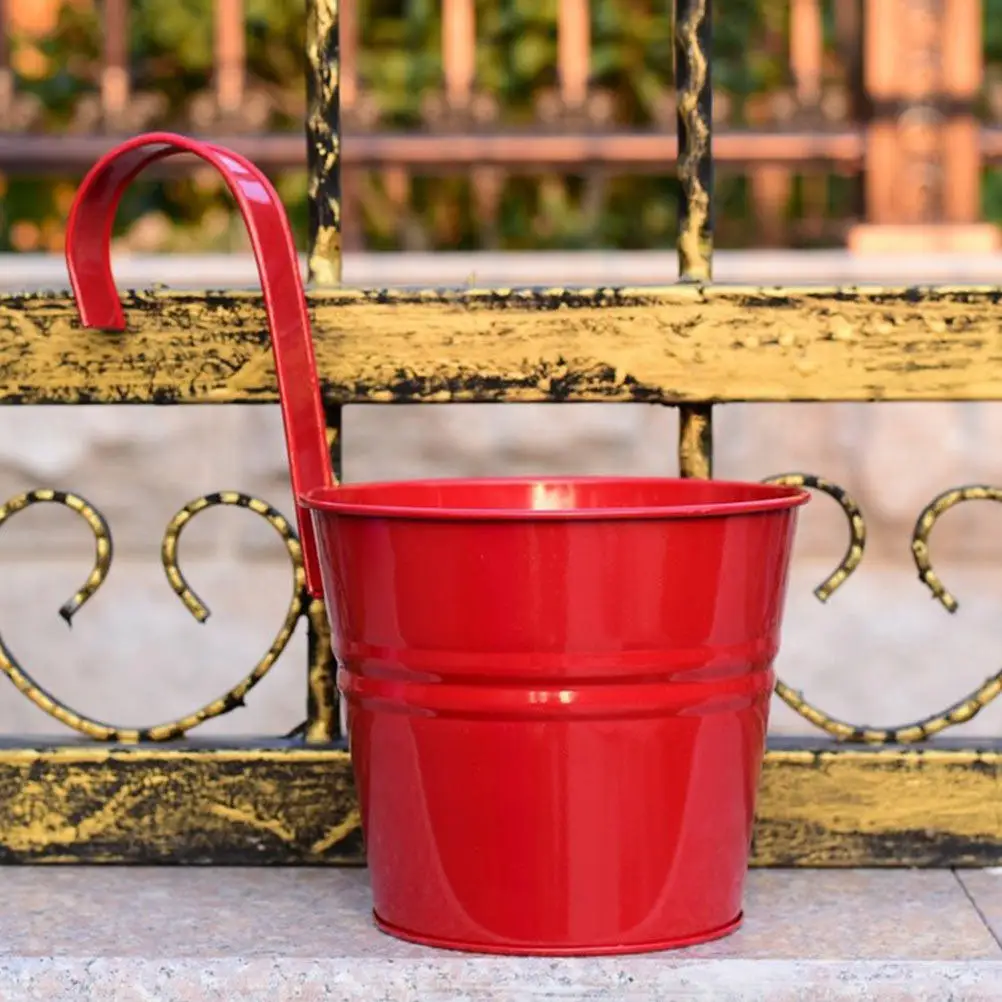 Metal Hanging Flower Pots 2 Pack Iron Planters with Detachable Hooks for Garden Balcony Railing Decor