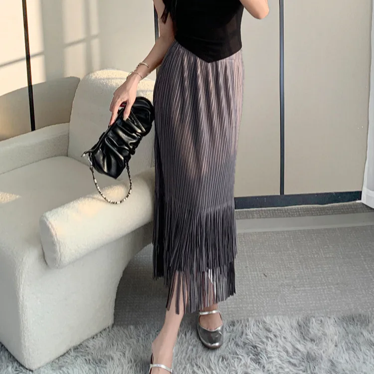 Pleats Pleated Half Skirt Tassel Niche Design Casual Bustier 2024 Fall Casual Women Vintage Skinny Package Hip Pleated Skirt