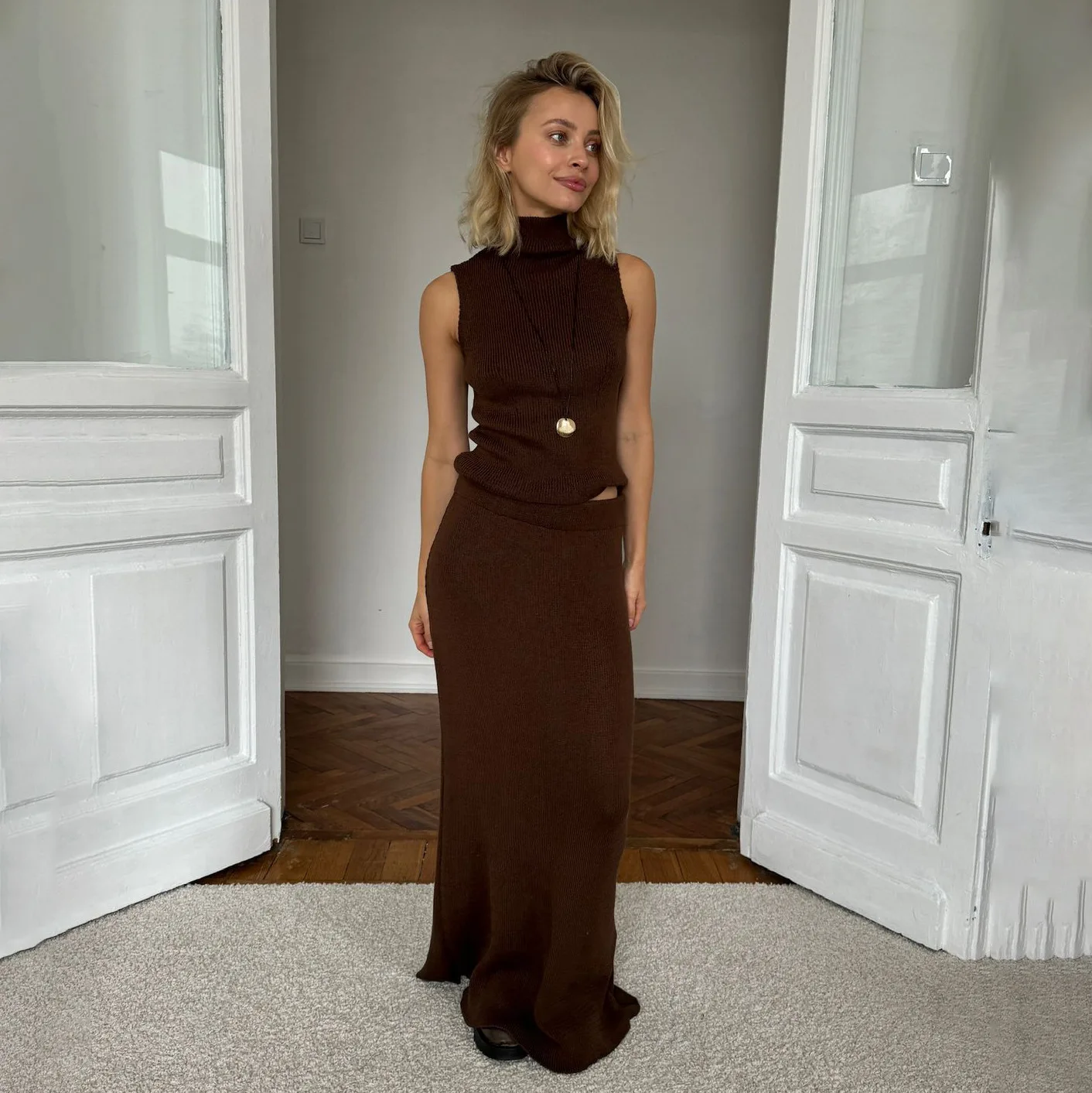 Lente zomer dames gebreid pak met rok en top Elegant geel lang modieus tweedelig pak met rok voor dames