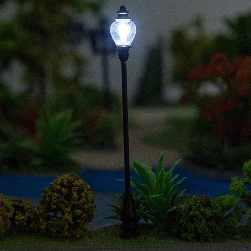 DIY rua paisagem LED lanterna, micro paisagem ornamento luz, poste ferroviário, lanternas do parque, modelo de escala