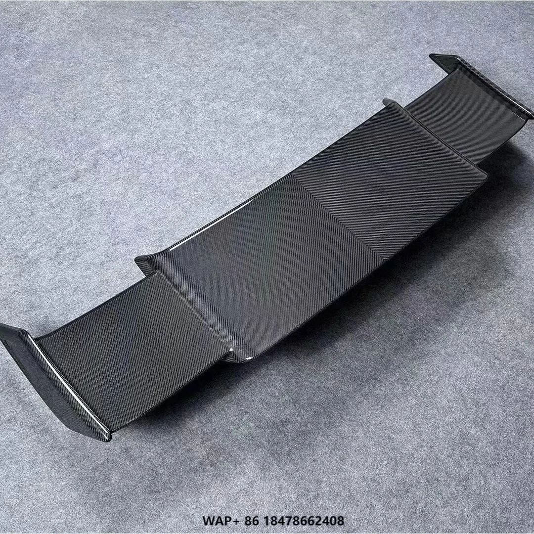 

GUGO Car Rear Wing Suitable for G-Class W463 Carbon Fiber Rear Wing