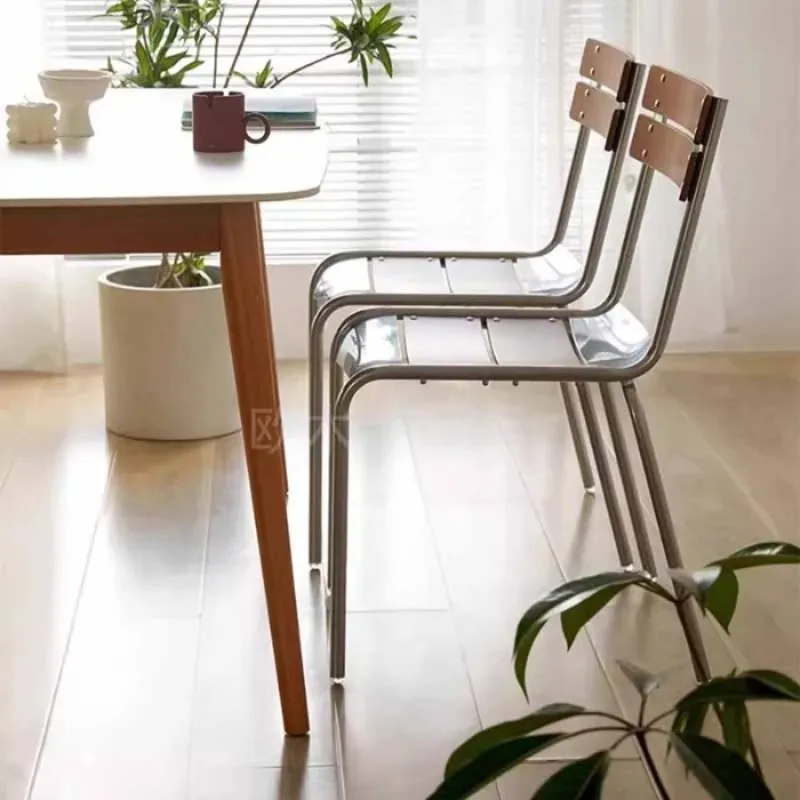 كراسي طعام للمطبخ باللون البني مقاومة للماء وشرفة معدنية كرسي شمالي حديث مريح عالي المناسبات أثاث Krzesla Do Jadalni