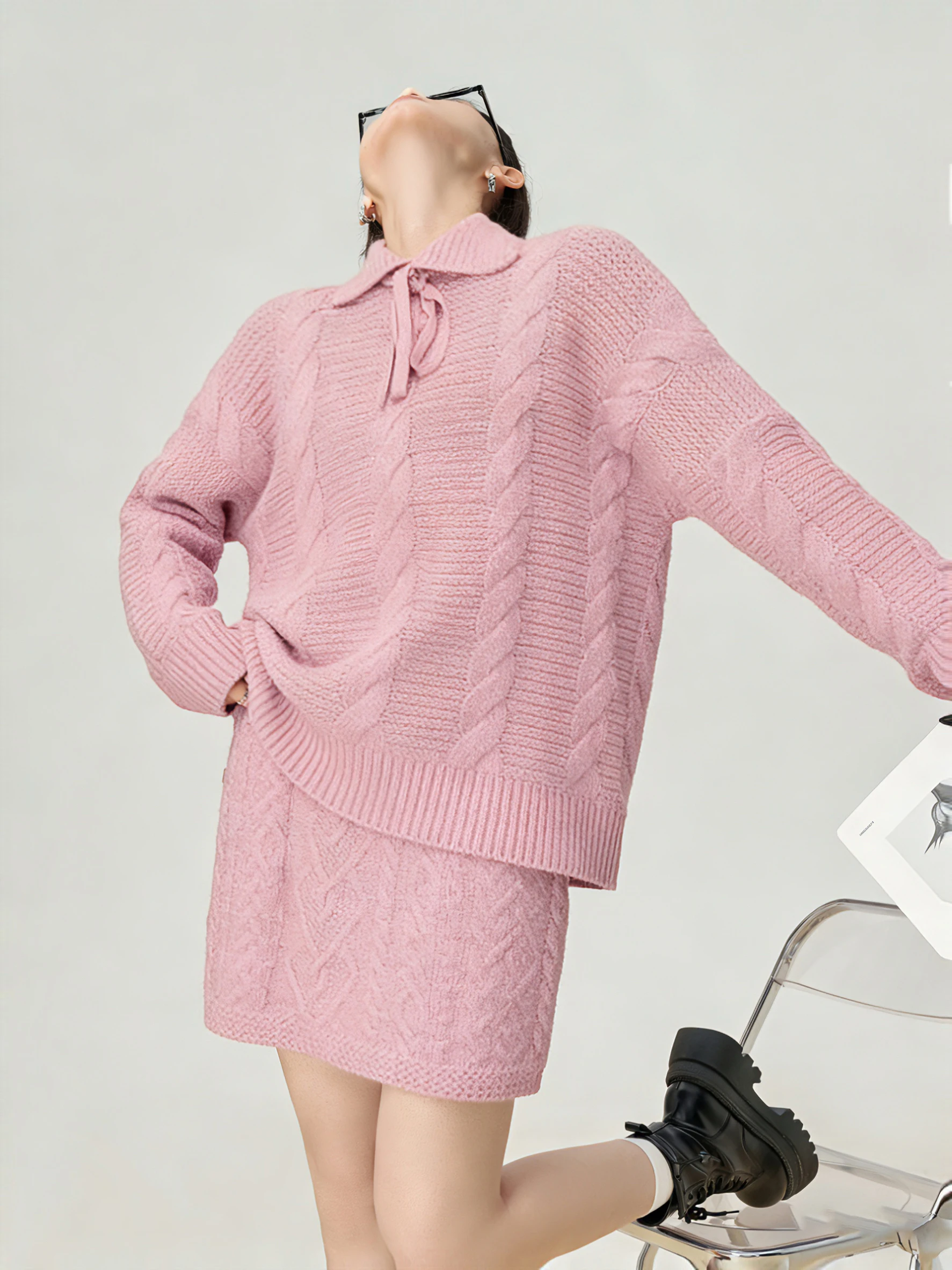 

Розовый вязаный комплект: свитер и юбка для женщин, модный весенний, с высокой талией, отложным воротником, узлом, повседневный, средней плотности, с длинными рукавами