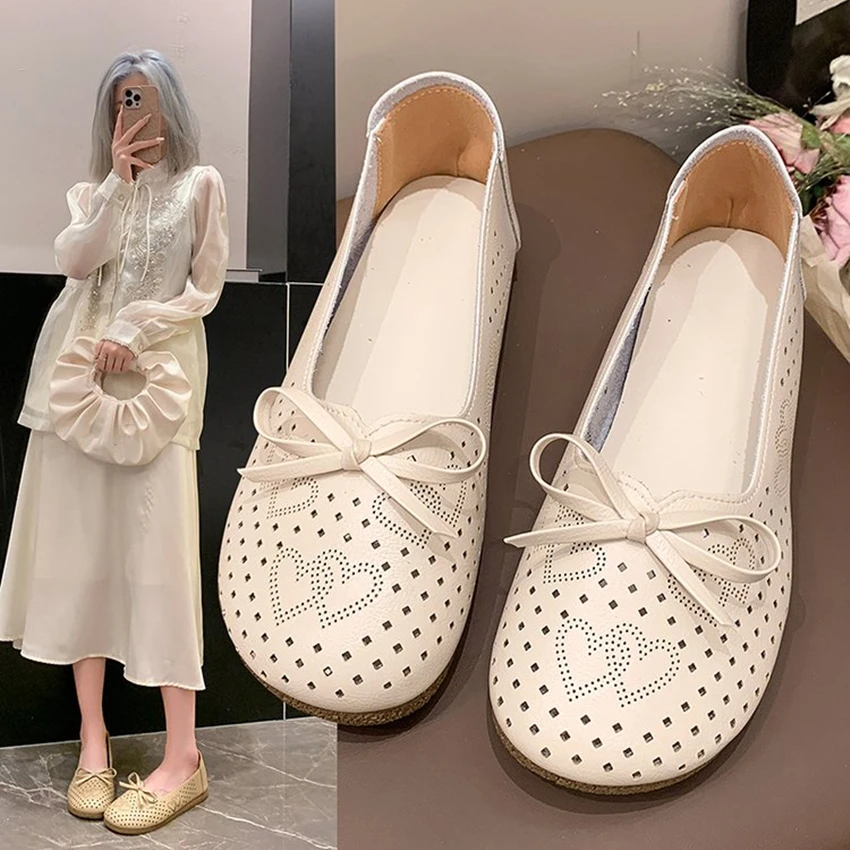 

Women Cute Sweet Spring Autumn Slip on Flat Shoes Lady Casual White Cloth Shoes Lady Comfortable Nurse Work Shoes Plus Siz 41 42