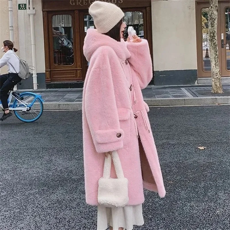 Lamb Fur Grass Coat Women Winter 2024 With Thick Fleece Warm Cow Horn Buckle Hooded Long Sleeves Long Design Cute and Versatile