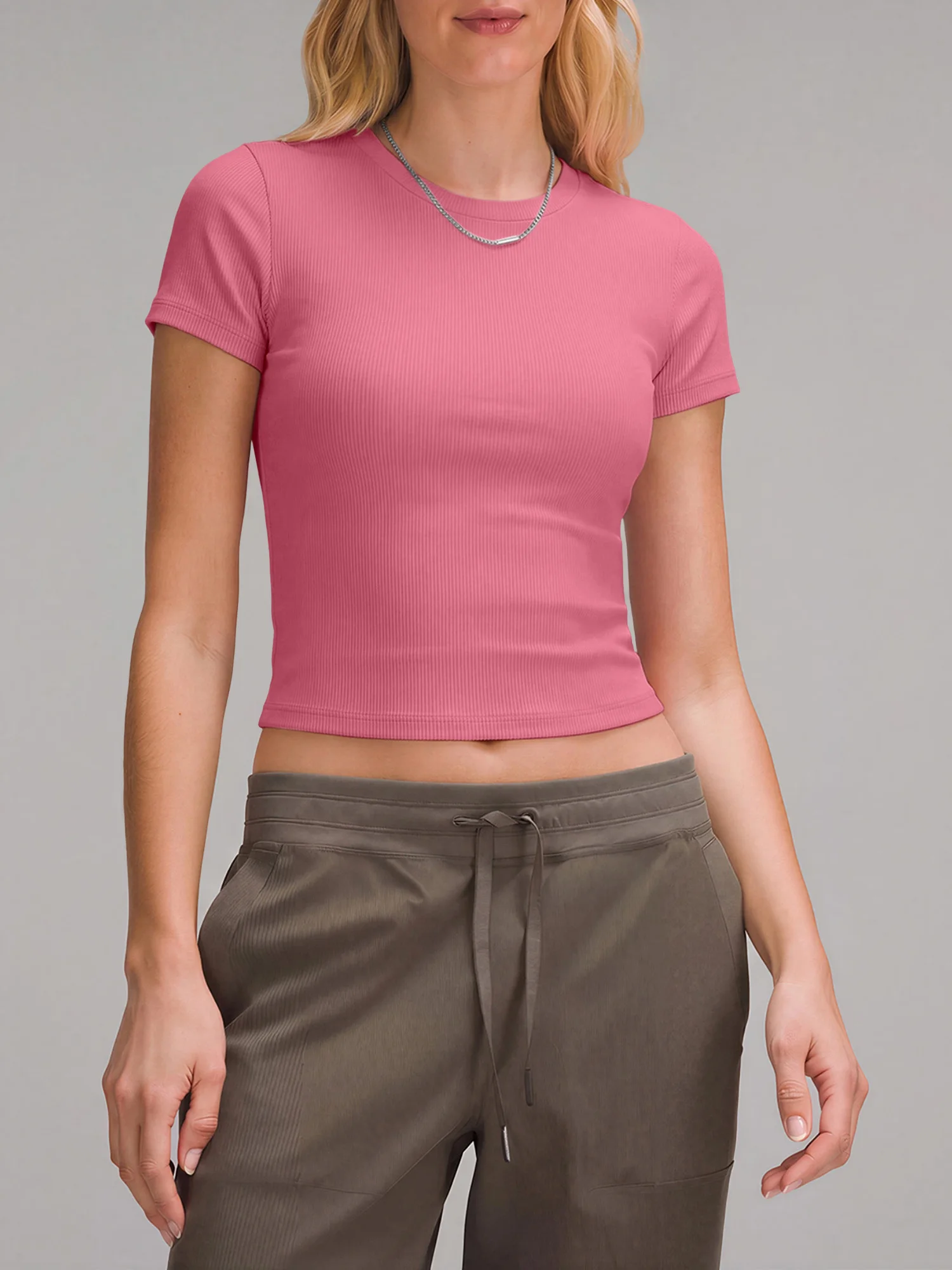 Non‑Restrictive Ribbed Gym Cropped Tee, Figure‑Enhancing Short‑Sleeve Top for Bodybuilding and Sport‑Focused Wardrobe