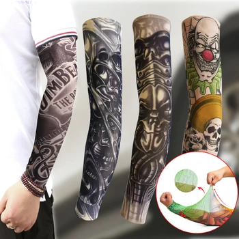 De simulatie tattoo mouwen tatoeages volledige lange slip op arm tattoo mouw kit mannen elastische 92% nylon tatoeages zwarte schedel ontwerp