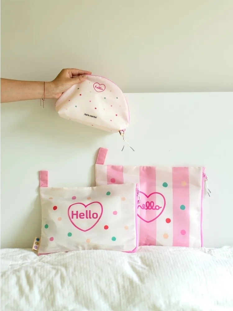 

Набор легких дорожных органайзеров MSS Wizard Heart Polka Dot для хранения одежды и белья