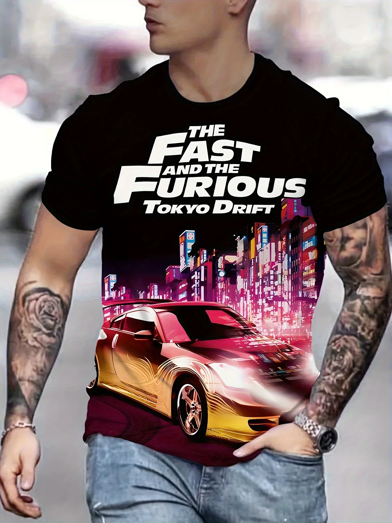 تي شيرت رجالي بنمط كبير طويل القامة - تصميم طوكيو الانجراف مع فن سيارة نيون سيتي سكيب والرياضة تي شيرت كاجوال مناسب لمحبي السيارات