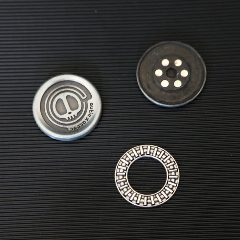 المعادن الشيطان غطاء الحليب تململ مكافحة الإجهاد اللعب المغناطيسي اللمس عملات الكبار EDC تخفيف الإجهاد اللعب الحسية فنجر سبينر الهدايا