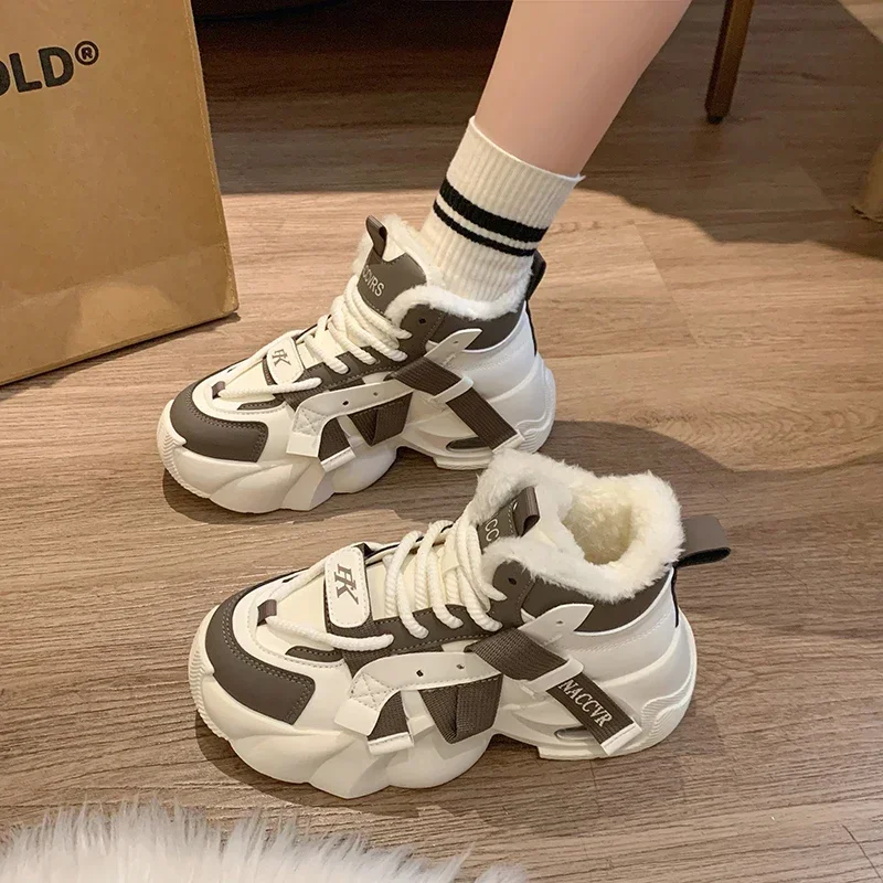 2024 Winter New Trendy Fashion Height Raising Warm and Velvet Thick Bottom Casual Sports Cotton Shoes for Women