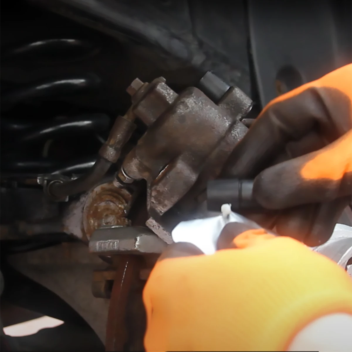 Front Brake Caliper Slider Guide Pins Bolt Kit For BMW F20 F21 E46 F10 F11 E84 Left Right Disc Housing Bellows Sleeve Bushing