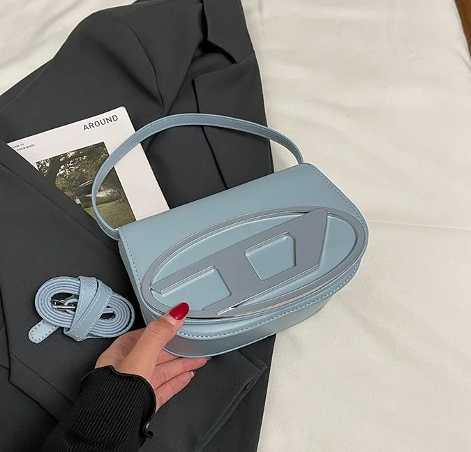 حقائب نسائية عصرية جديدة، حقائب يد فاخرة متعددة الاستخدامات بتصميم متخصص، حقائب نسائية مائلة للركاب