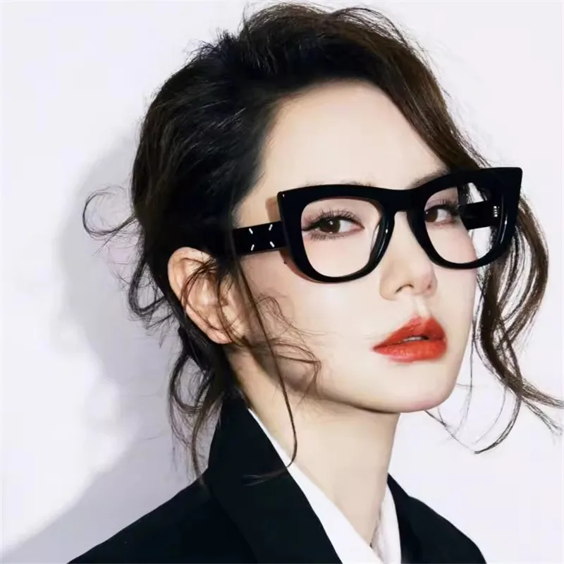 Retro Cool Cat Eye Anti-Blue Glasses Frame Women INS No Makeup Plain Glasses Men Decorative Computer Glasses