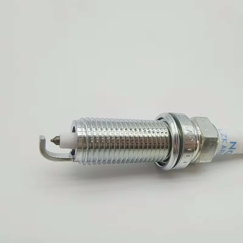 4Pcs Brand OE:22401ED815 NGK LZKAR6AP-11 6643 Platinuim Spark