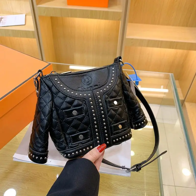 Fashion Personalized Women\'s Creative Jacket Bag Black Color Coat Shaped Novelty Suit Diamond Lattice Chain Mini Handbag