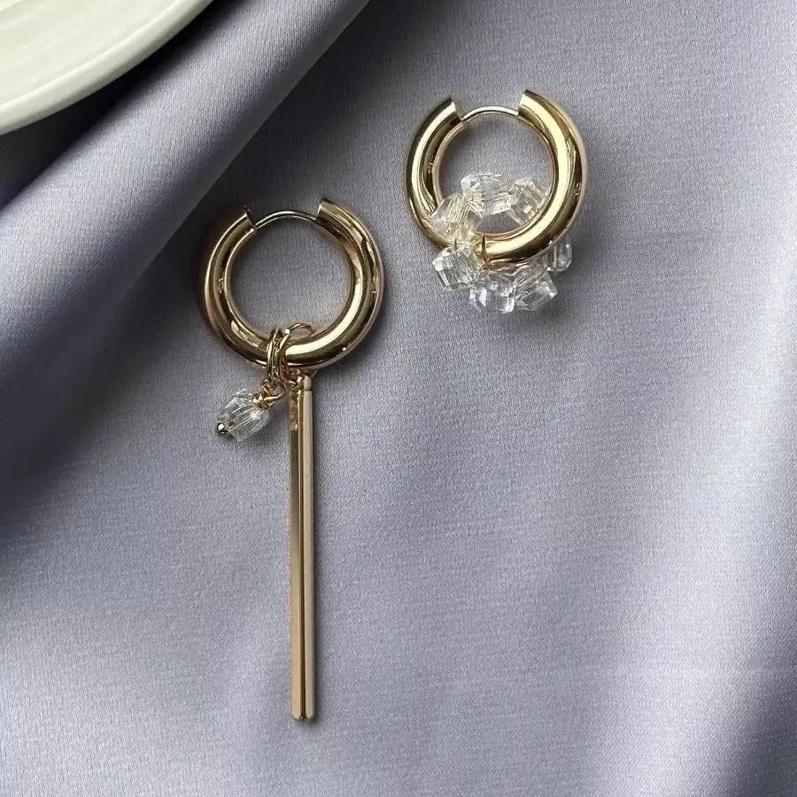 Geometric Long Asymmetrical Pendant Earrings for Women Transparent White Square Crystal Beading Earrings Punk Metal Jewelry