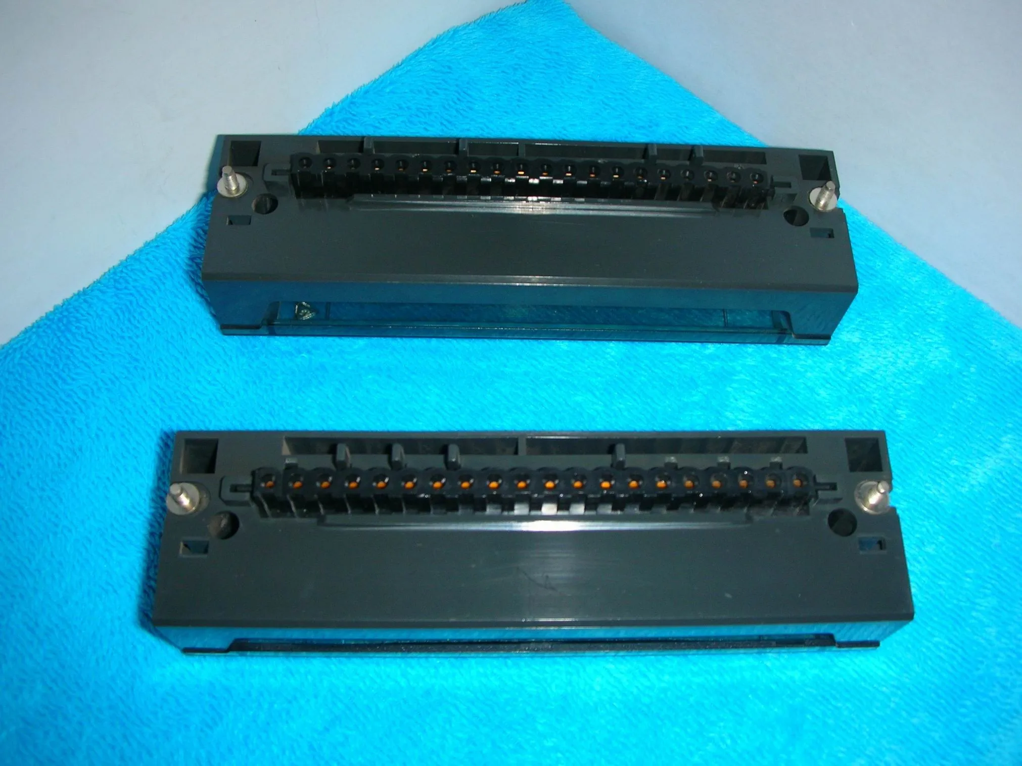 Honeywell HC900 Module Front Connector 2 Rows x 20 Pins Terminal