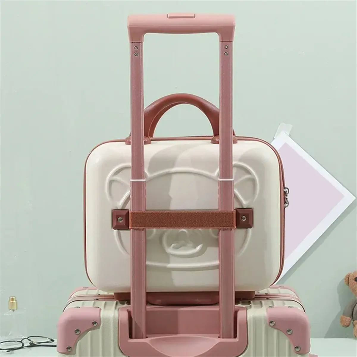 2026 New Celebrity Fashion Souvenir Teddy Bear Handheld Storage Makeup Case Portable Zipper Password Lock Material A