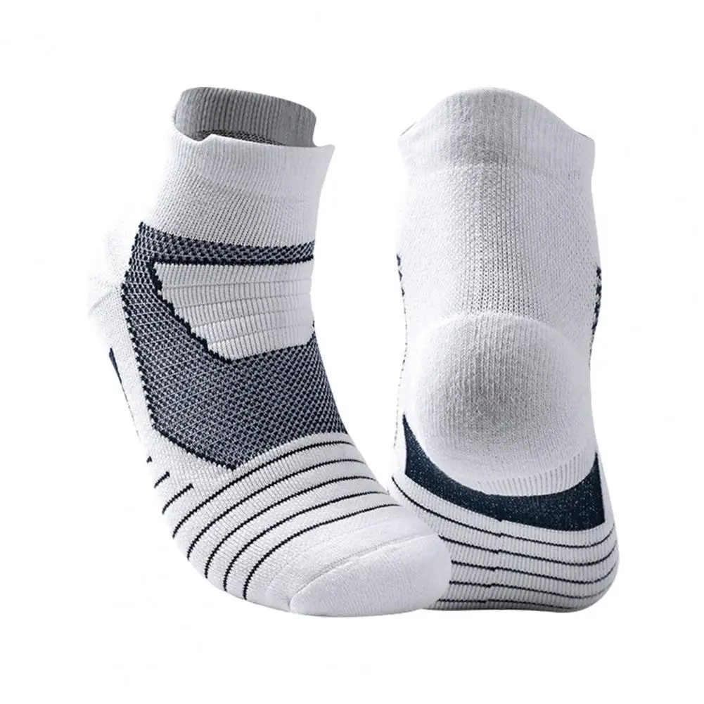 

1 Pair Basketball Socks Knitted Training Socks Men Outdoor Sport Grip Basketball Socks