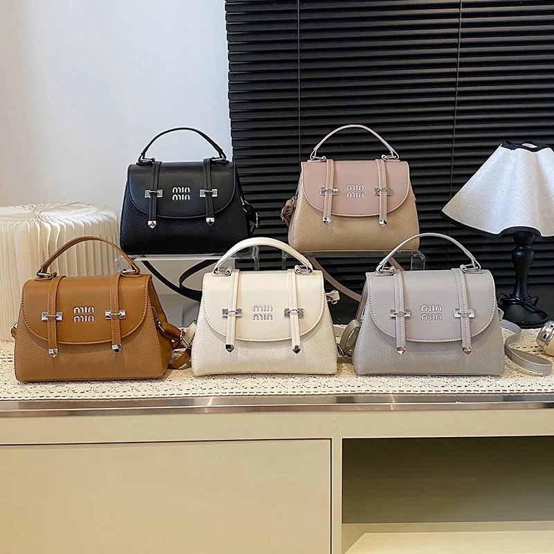 

Niche High Sense 2025 Autumn New Portable Women's Bag Versatile Shoulder Messenger Bag