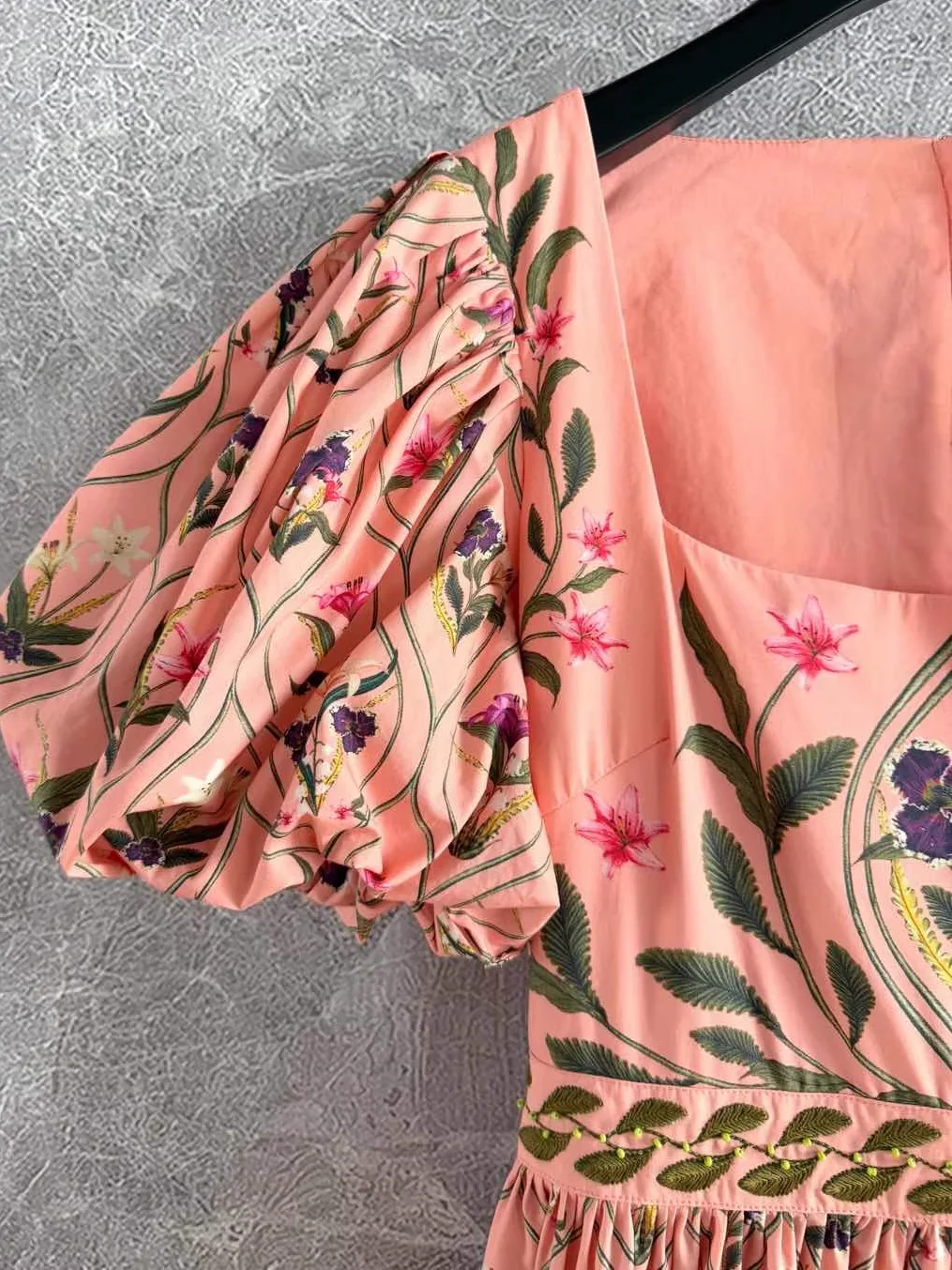 Robe longue en coton rose pour femmes, imprimé floral, broderie de perles lourdes, col carré, manches bouffantes, taille haute, Robe de vacances, nouvelle collection 2025