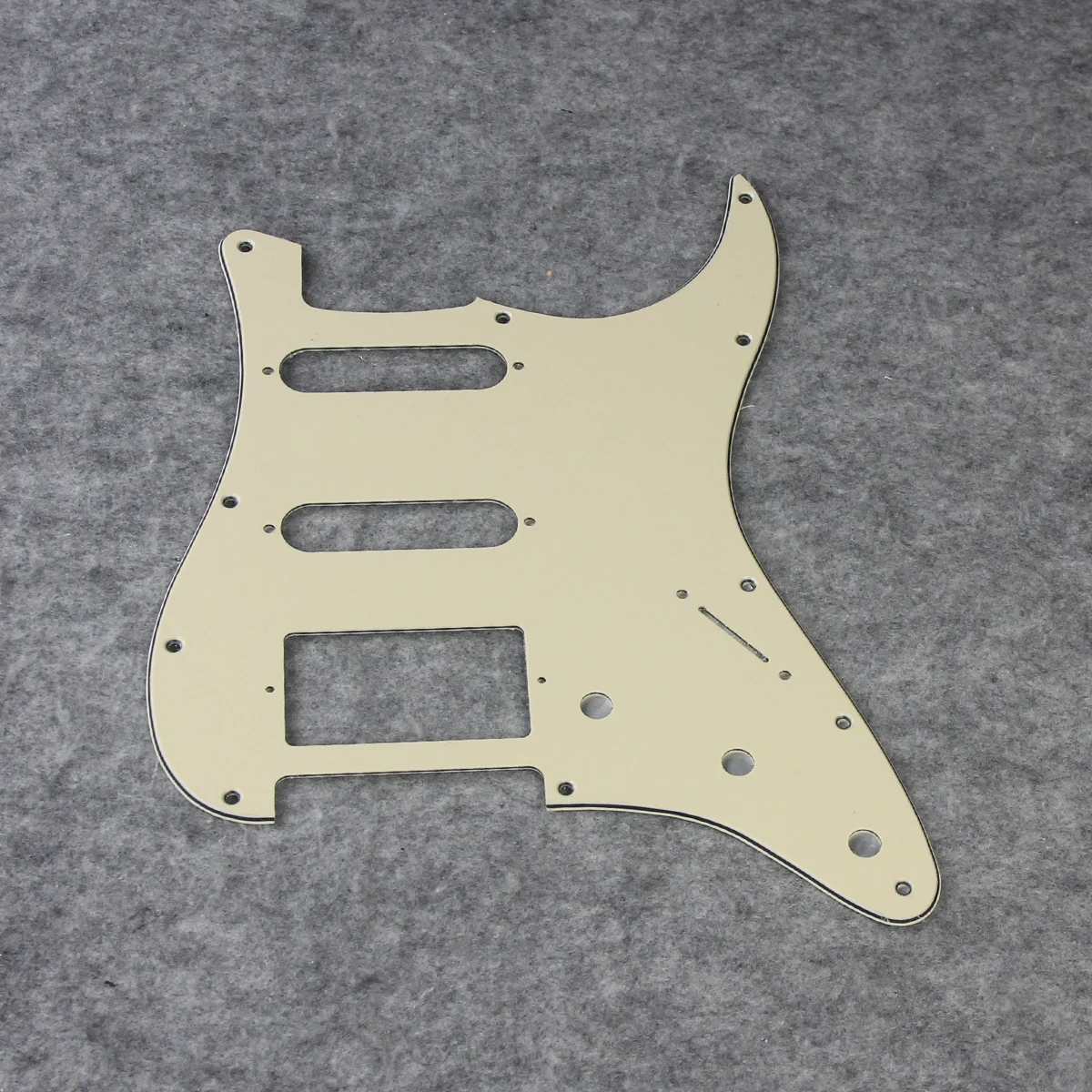FLEOR 11-Loch HSS Gitarren-Schlagbrett, 3-lagig, PVC + Schrauben für American ST SSH E-Gitarre, Teile, Schlagplatte, Ersatzteile – Detail 11