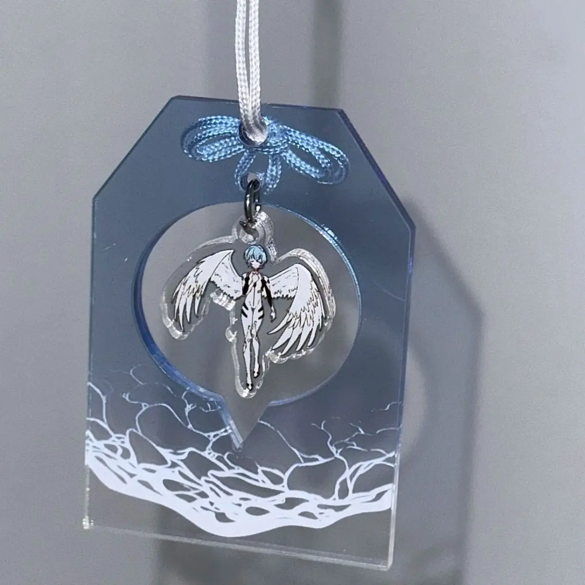 LLavero de Anime Ayanami Rei acrílico Omamori, amuleto azul agua, llavero Kawaii para hombre, colgante para bolso de mujer, accesorios de regalo
