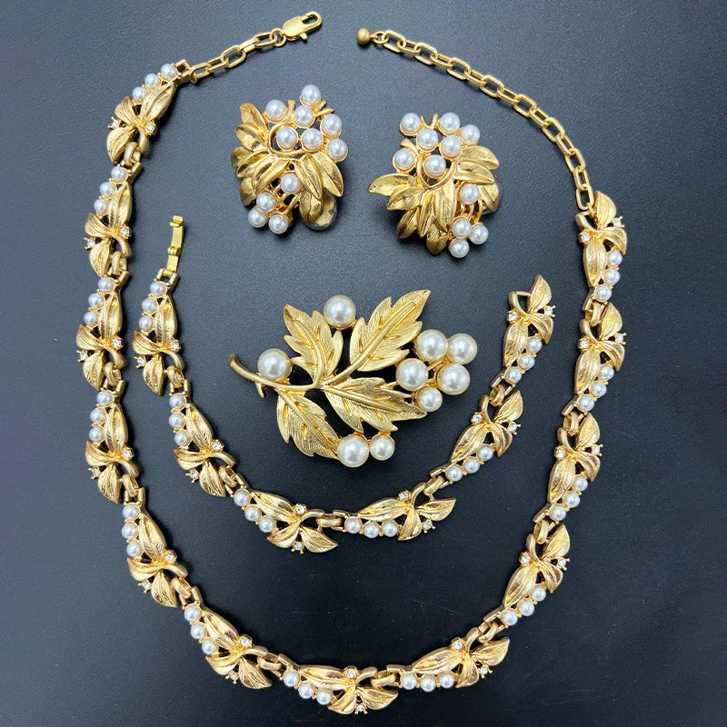 French retro palace style leaf shape pearl necklace jewelry set high-end luxury banquet accessories