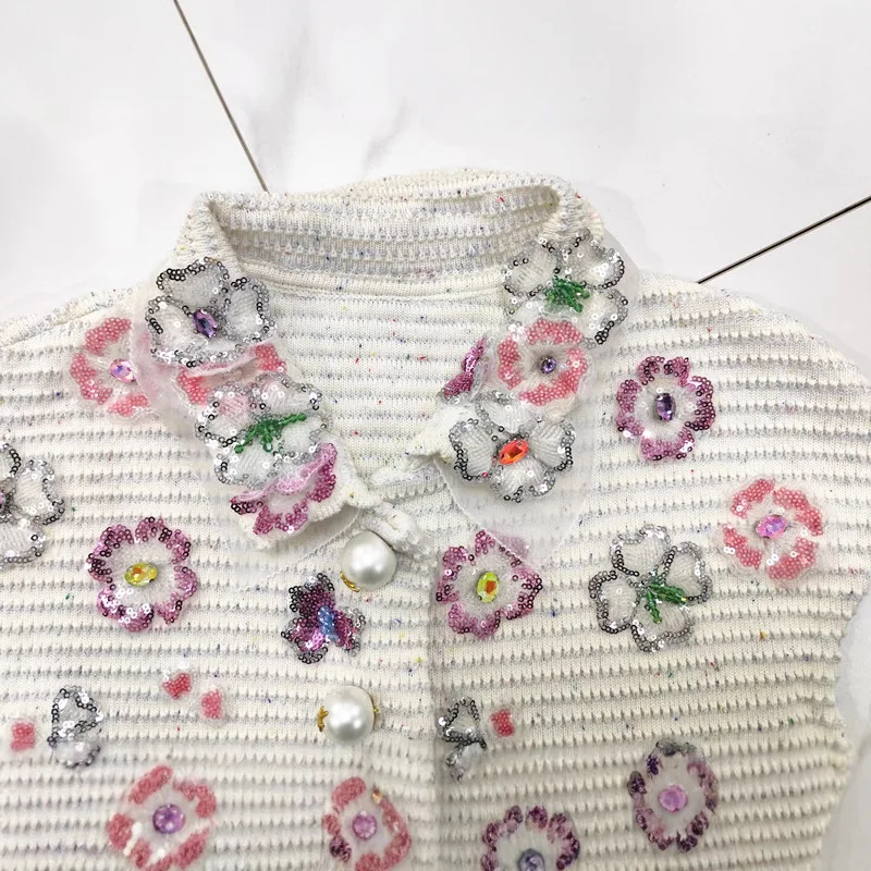 2025 Spring and Summer New Pullover Lapel Sleeveless Three-dimensional Flower Bead Knitted Vest For Women