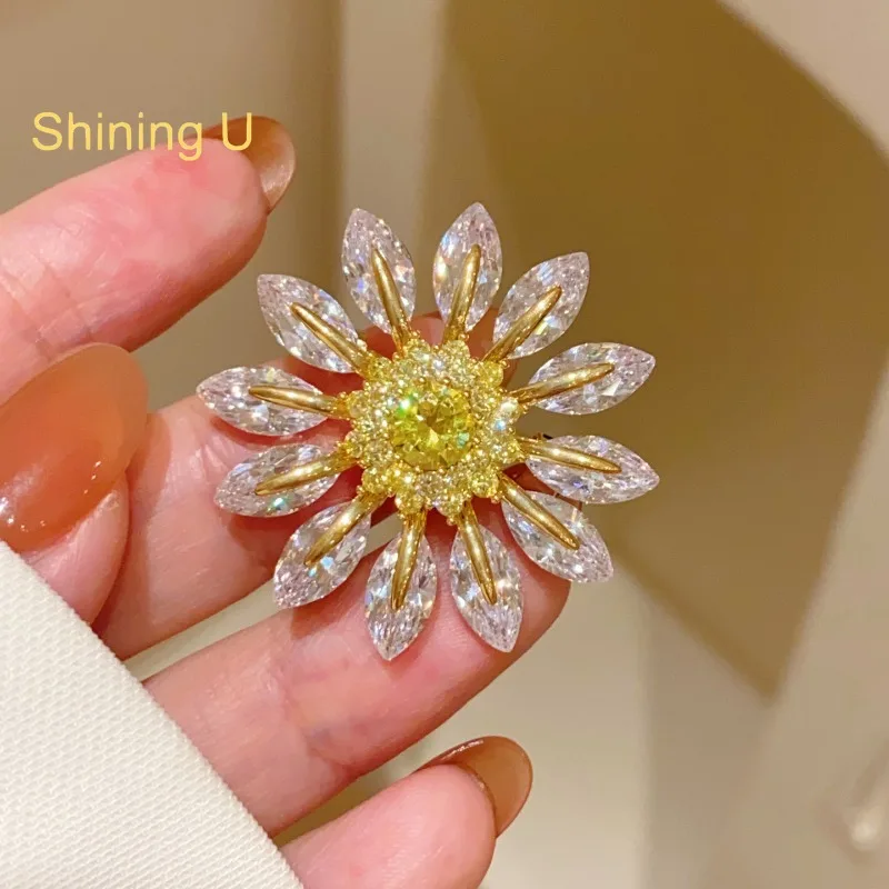 بروش عباد الشمس الفاخر القابل للدوران من Shining U Light للنساء هدية إكسسوارات عصرية #1