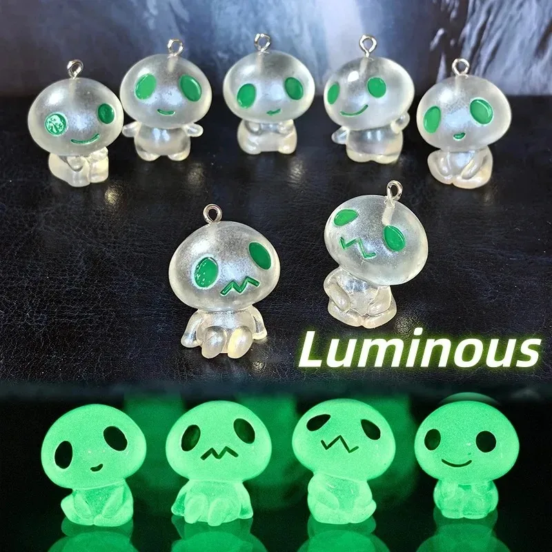 7Pcs Glow In The Dark Alien Resin Charms, Noctilucent Cartoon Alien Pendants for Necklace Keychain DIY, Party Gift Accessories view 4