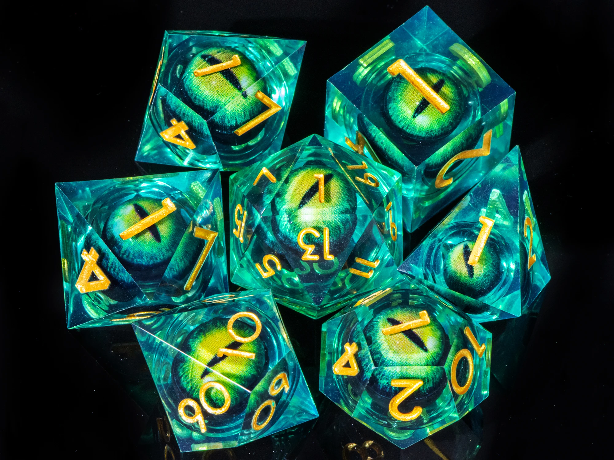 Dragon's eye resin dice,7PCS Green Liquid Core Dice Set, Sharp Egde polyhedral d and d dice