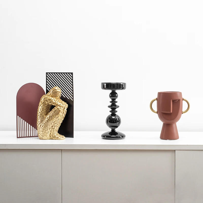 

Light luxury high-end ornaments, niche decorations
