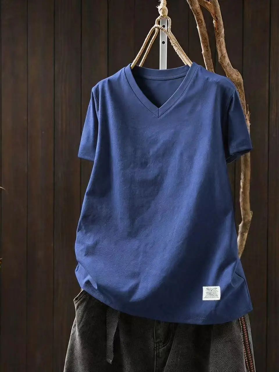 Loose Fit V-Neck Short Sleeve Women's T-Shirt Slimming Effect Comfortable Cotton Breathable Casual Fashion Basic Style