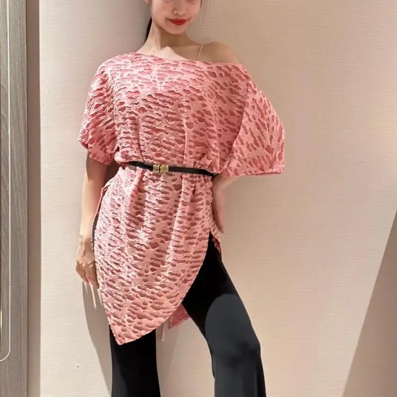 カスタムメイドのラテンダンスドレス、イレギュラーなルーズカバーシャツ、斜め肩の五分袖、ベルト付き、教師の練習用