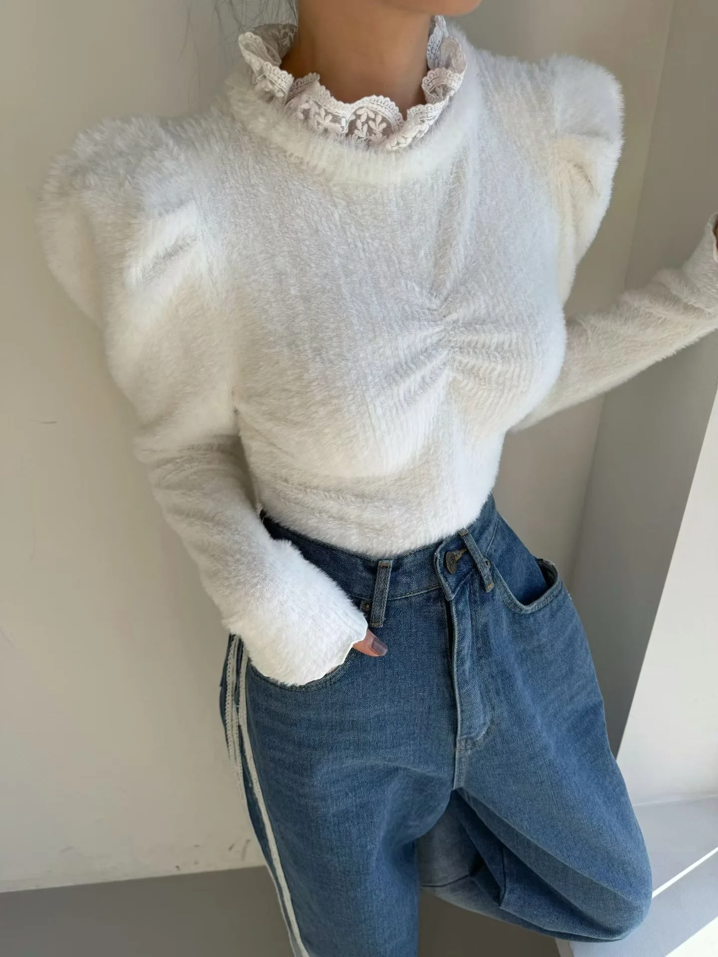 

Ретро антивозрастной кружевной воротник-стойка с меховой основой irt, новый зимний топ со складками для похудения, корейский женский свитер