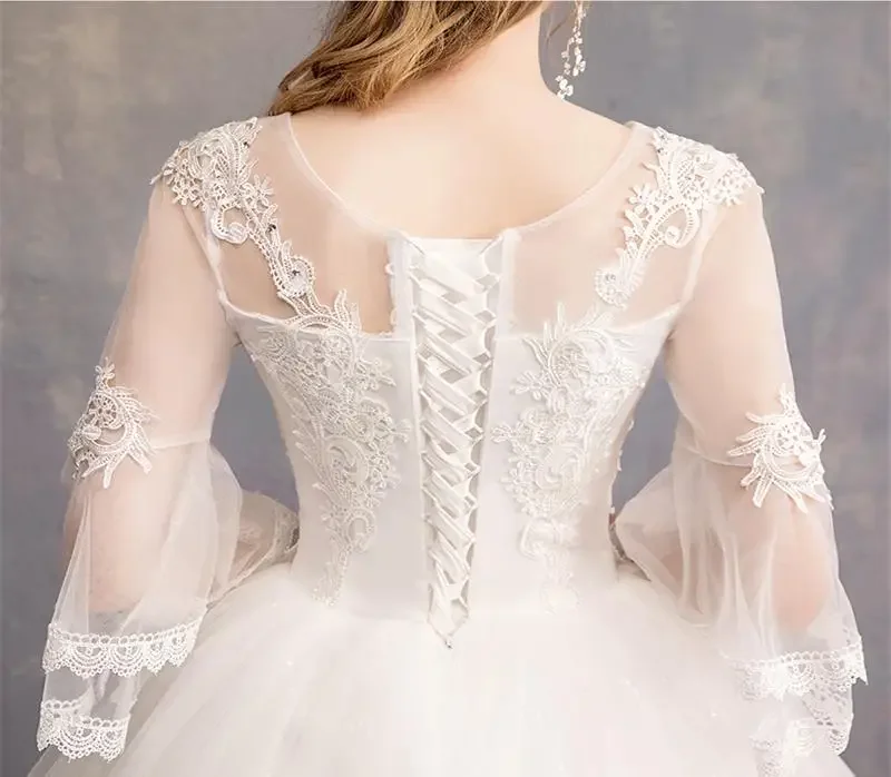 Robe de mariée vintage à manches évasées, robe de princesse, longueur au sol, broderie en dentelle, mémoire douce, mariée éducative