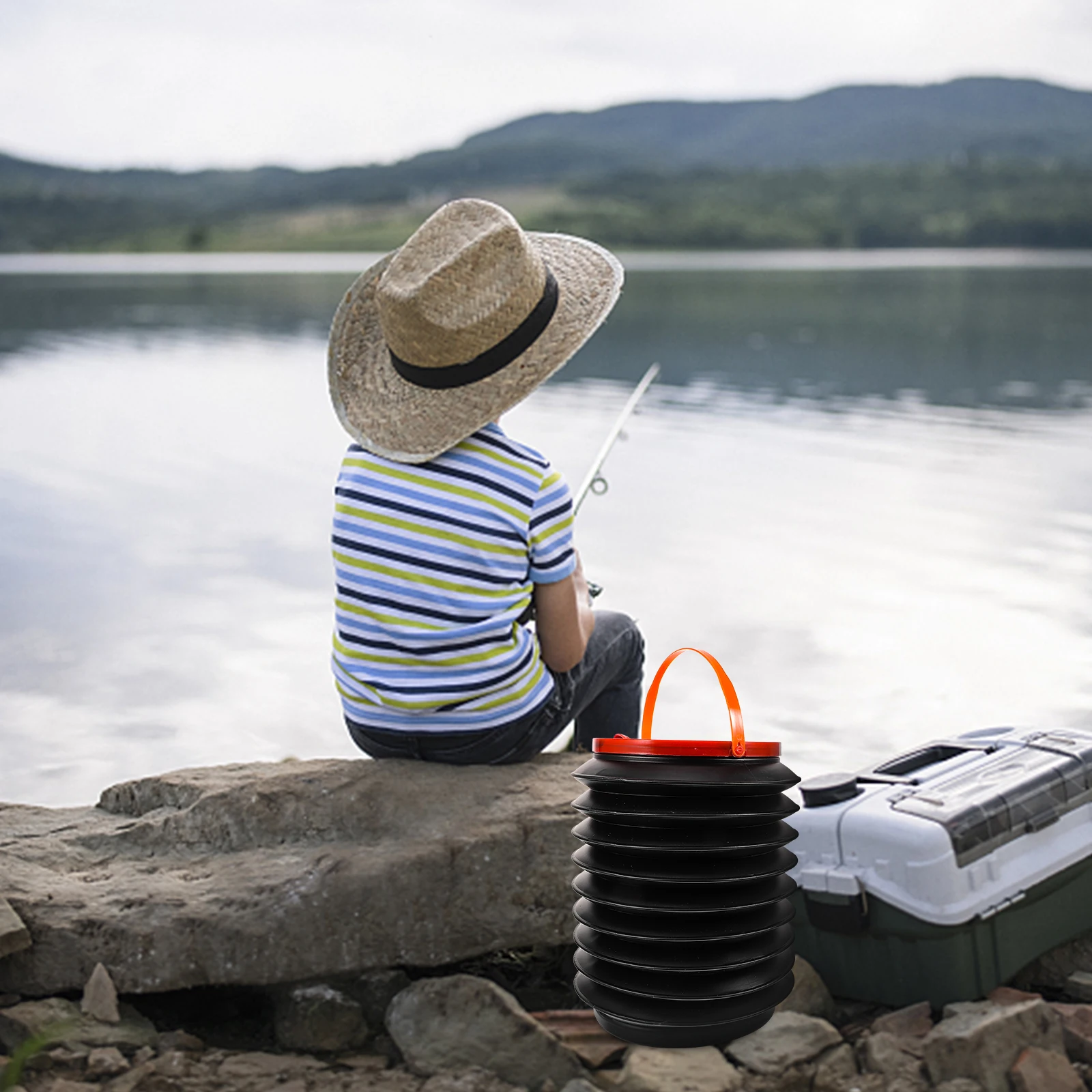 

Folding Trash Can Collapsible Water Bucket Carrier with Lid Wash Kettle for Storage Foldable Portable