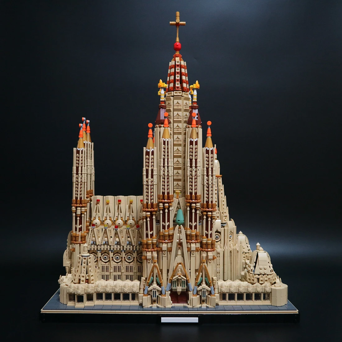 Famous Building House Model Moc Series Sagrada Familia Building Block Model DIY Children\'s Educational Holiday Gift MOC-65795