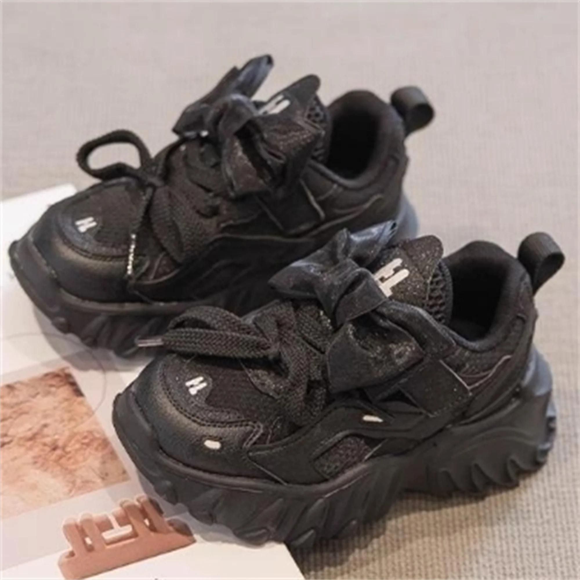 Girls' Shoes Dad's Shoes 2023 Autumn New Children's Shoes Dopamine Anti slip Breathable Sports Shoes Spring and Autumn Babies