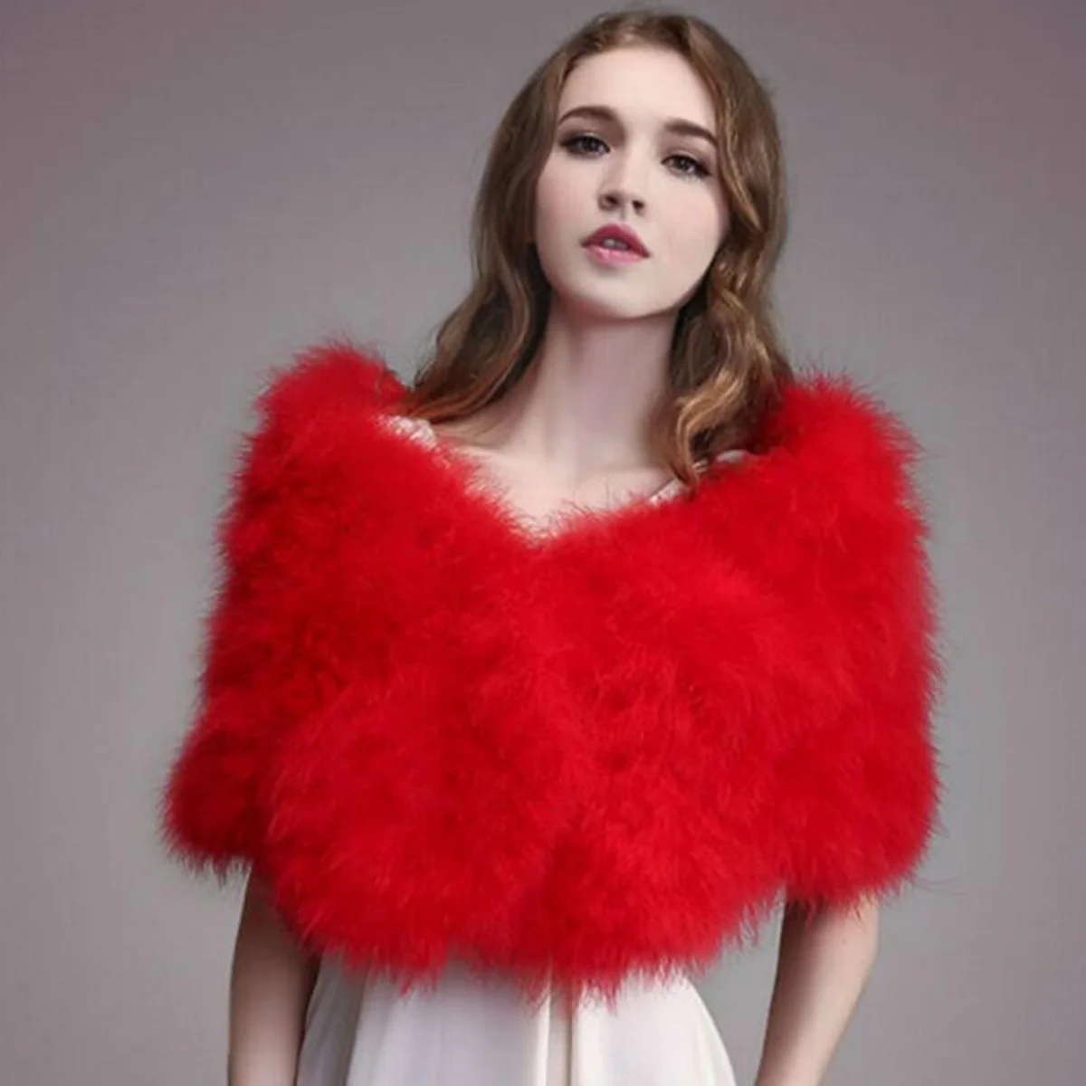 

New Real Fur Bridal Shawl Ostrich Feather Capes Wedding Party Wraps Fluffy Shawls Lady Vintage Dress Cloaks Coat For Women