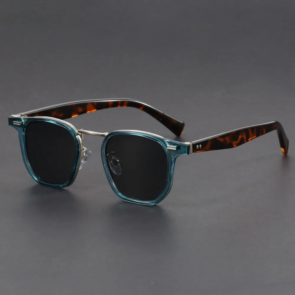 Wysokiej jakości prostokątne okulary przeciwsłoneczne damskie okulary z metalową oprawką Vintage markowe kwadratowe okulary przeciwsłoneczne dla mężczyzn odcienie okulary damskie