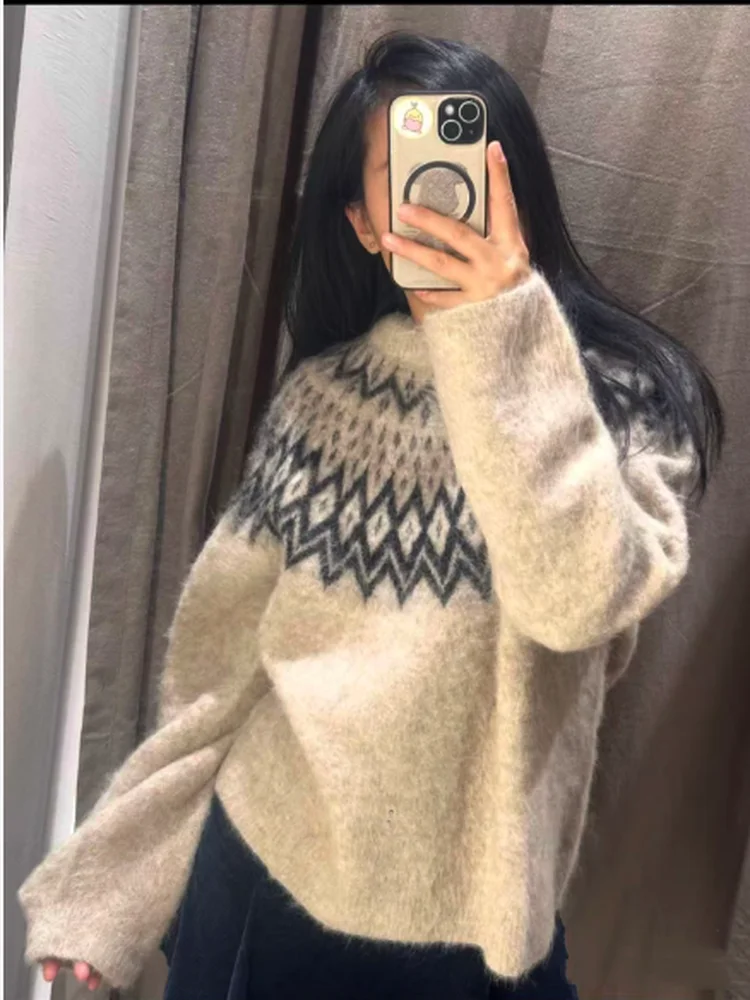 

Winter New Women's Lazy Sle Loose round Ne Splicing Color Knitted Sweater Soft Acrylic Long Sve Regular Fit Skiing Suit