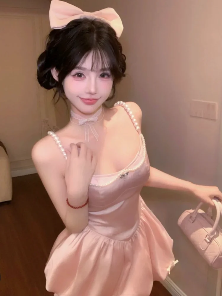 Süßes Satin-Minikleid für Damen, Perlenriemen, Puffrock, süßer Prinzessinnen-Stil, schmale Passform, ärmelloses Kleid, Party, Urlaub, Sommer-Look 2023