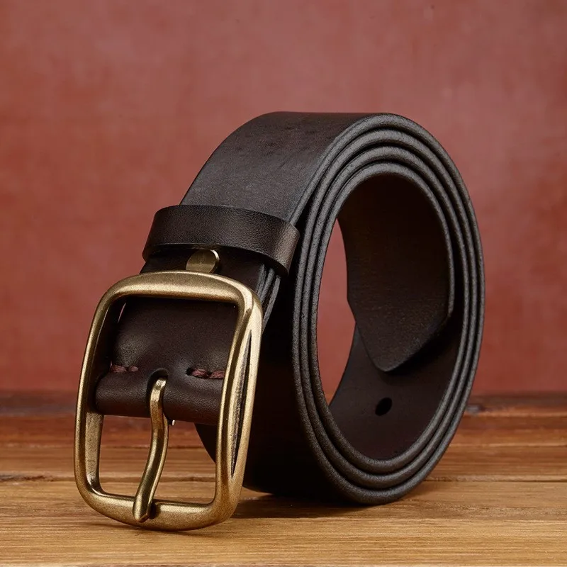 Men's casual and versatile belt with leather handcrafted top layer