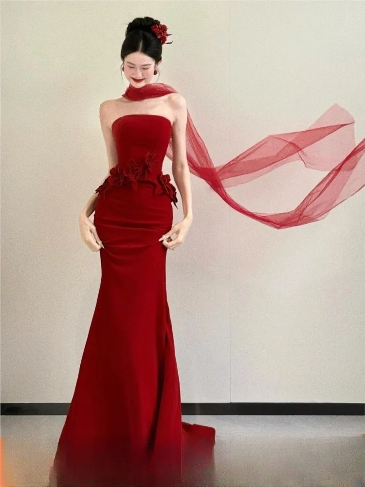 

Fish-tail toasting morning gown red strapless fashionable banquet dress
