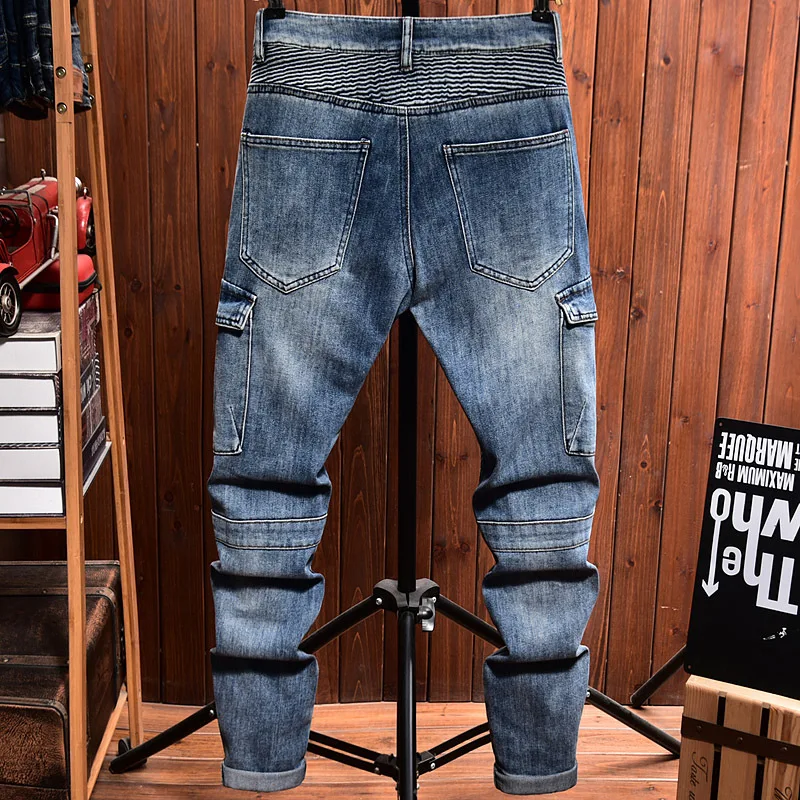 

Multi pocket motorcycle jeans for men, slim fit with small feet, elastic denim fabric, pleated zipper design, long pants